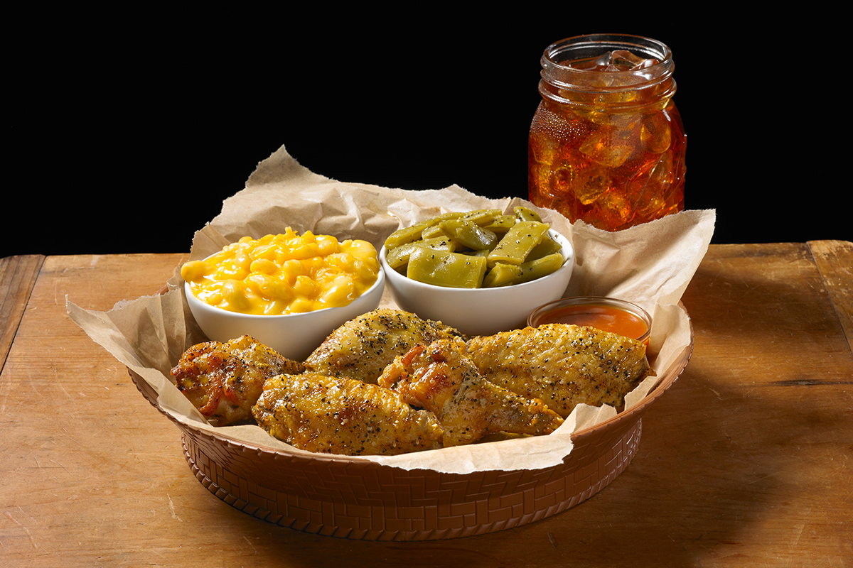 TRADITIONAL WINGS BASKET