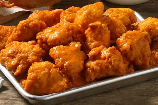 BONELESS WINGS